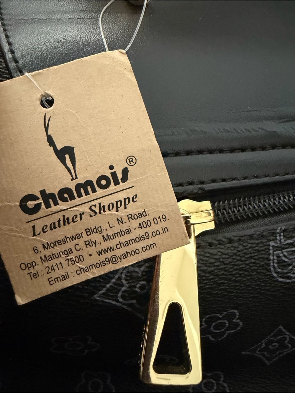 NWT La-Vinchi obede Black Monogram Top Handle Satchel Bag with Gold Hardware - Picture 9 of 9